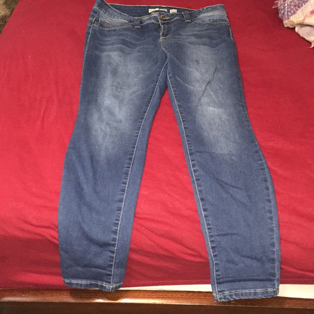 Blue jean pants